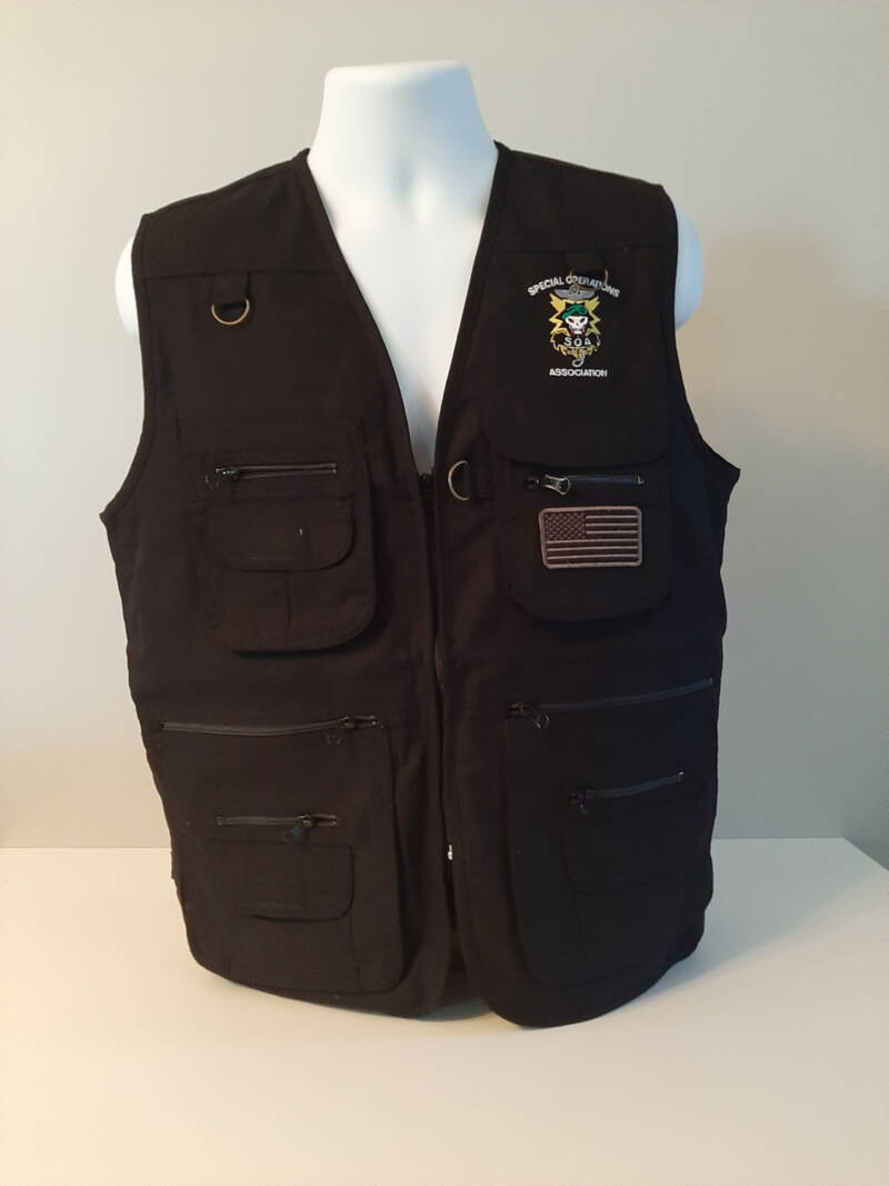 Vest with Concealed Weapon Pocket (Black)